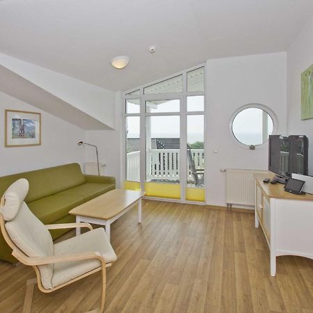 Mit Meerblick Und Balkon, Gratis Nutzung Vom Ahoi Erlebnisbad Und Sauna In Sellin - Meeresblick Fewo 17 Гьорен Екстериор снимка