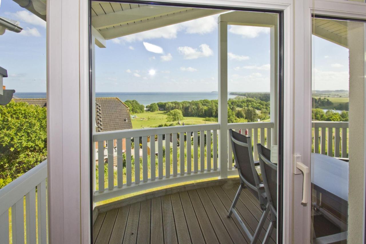 Mit Meerblick Und Balkon, Gratis Nutzung Vom Ahoi Erlebnisbad Und Sauna In Sellin - Meeresblick Fewo 17 Гьорен Екстериор снимка