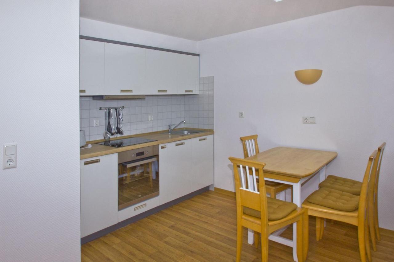 Mit Meerblick Und Balkon, Gratis Nutzung Vom Ahoi Erlebnisbad Und Sauna In Sellin - Meeresblick Fewo 17 Гьорен Екстериор снимка
